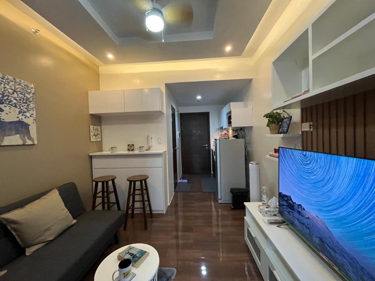 Homey 1 Bedroom Unit At Air Residences Макати Экстерьер фото