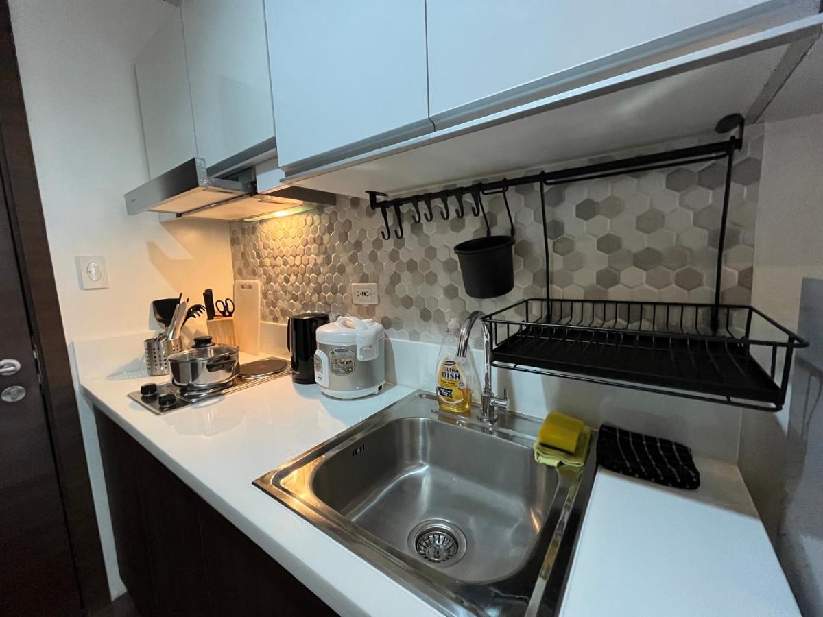 Homey 1 Bedroom Unit At Air Residences Макати Экстерьер фото